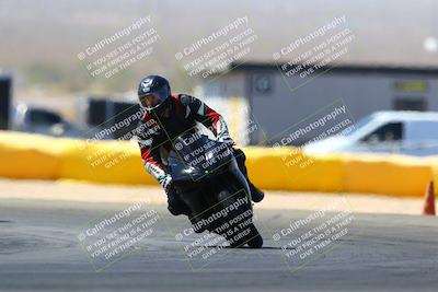 media/Mar-28-2022-Superbike Trackdays (Mon) [[b8603d0f67]]/Novice Group (1130am-12pm)/Turn 2/